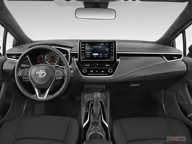 2020_toyota_corolla_hatchback_dashboard